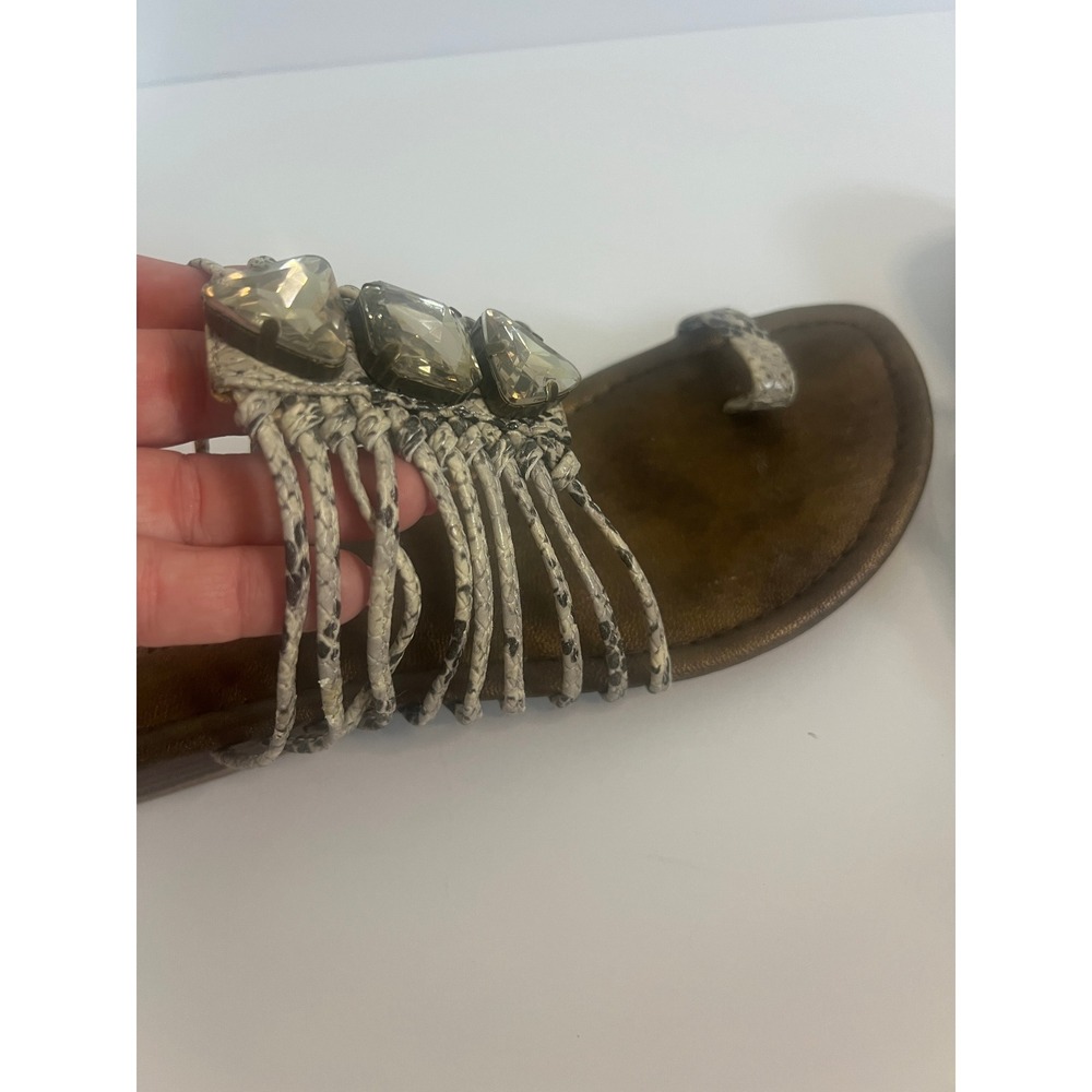 Baretraps Karley Snakeskin Crystal Toe Loop Sandals Bronze 8M BTS11-10250-D10-75 - Picture 3 of 5